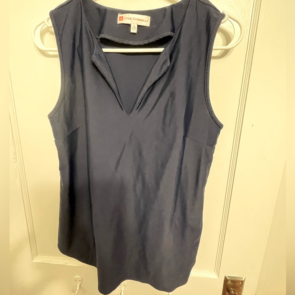 Jude Connally Ali Curved Hem Sleeveless Split Round Neck Shell